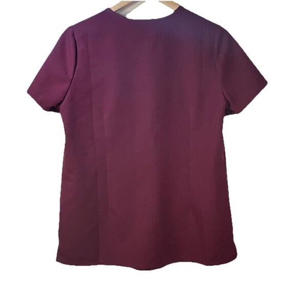 Figs Technical Collection Plum Color Scrubs Top Women's Size Small medical - Picture 7 of 7
